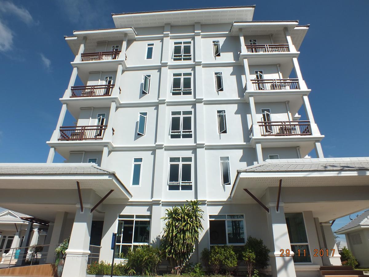 Sukkhamas Pirom Hotel Nakhon Ratchasima Luaran gambar